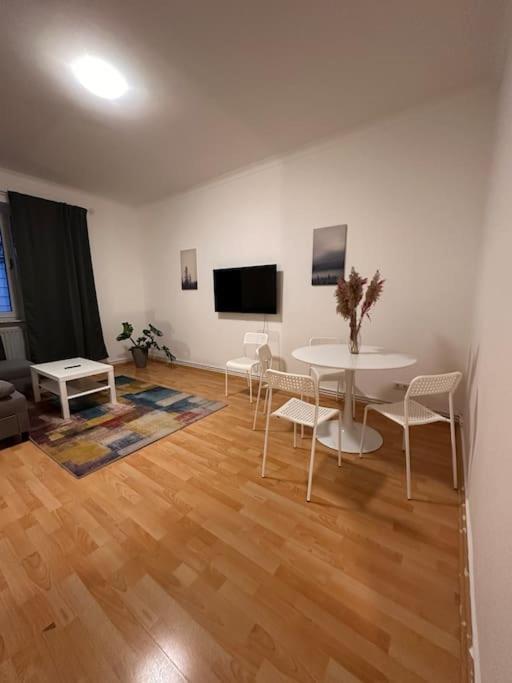 Apartment Mit Balkon Im Stadtzentrum ฮันโนเวอร์ ภายนอก รูปภาพ